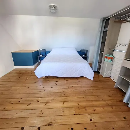 717- Locqueran A 200m Du Port Сasa de vacaciones